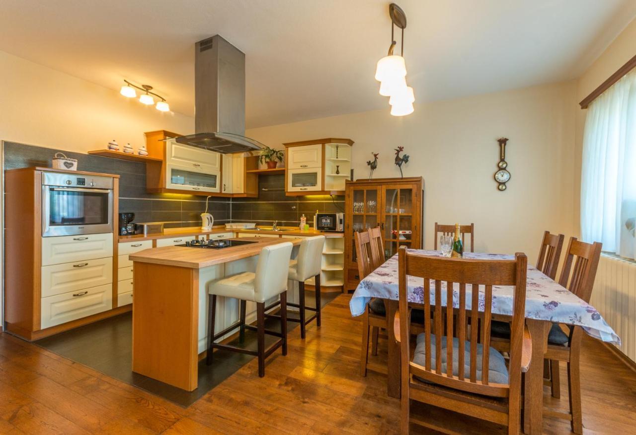 Villa Perini Dvori Donji Zemunik ภายนอก รูปภาพ