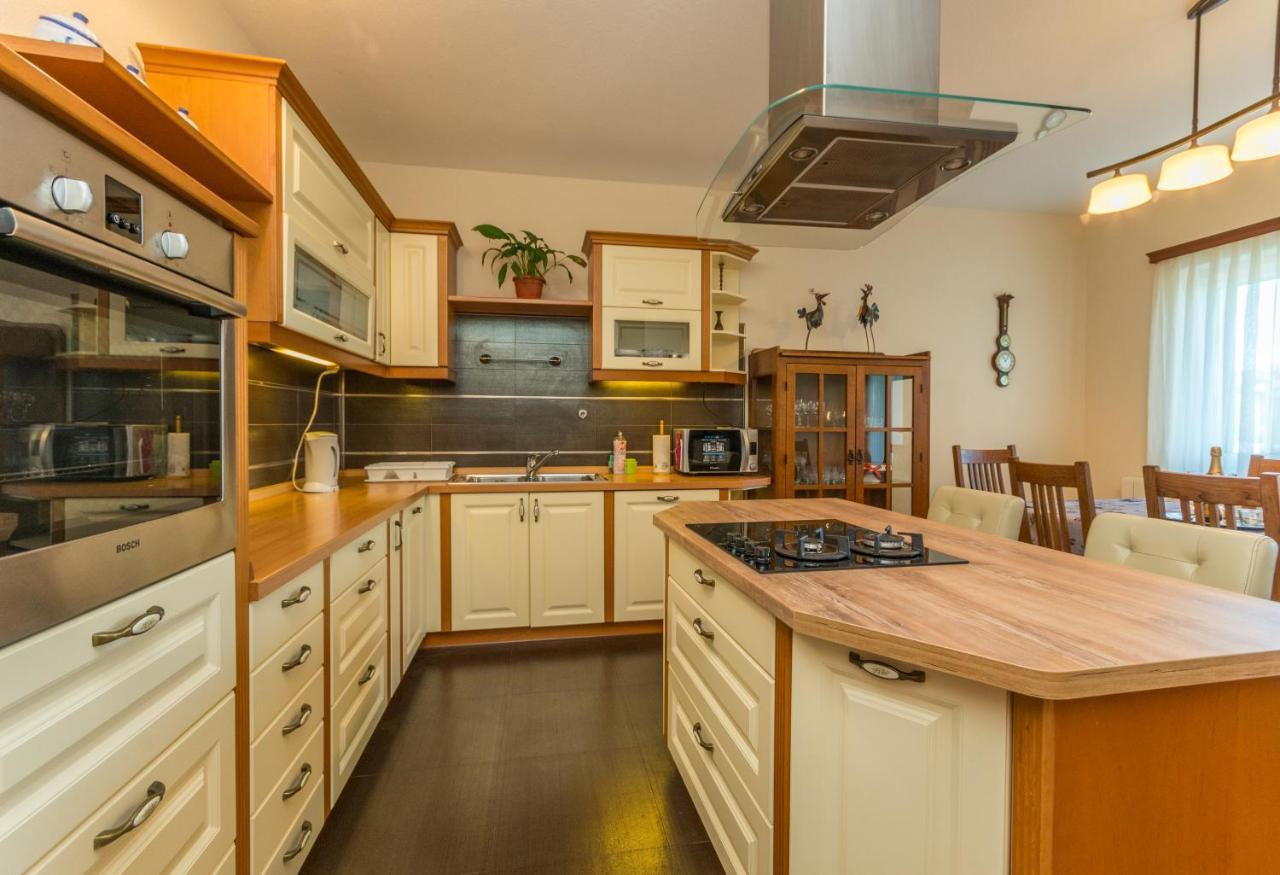 Villa Perini Dvori Donji Zemunik ภายนอก รูปภาพ